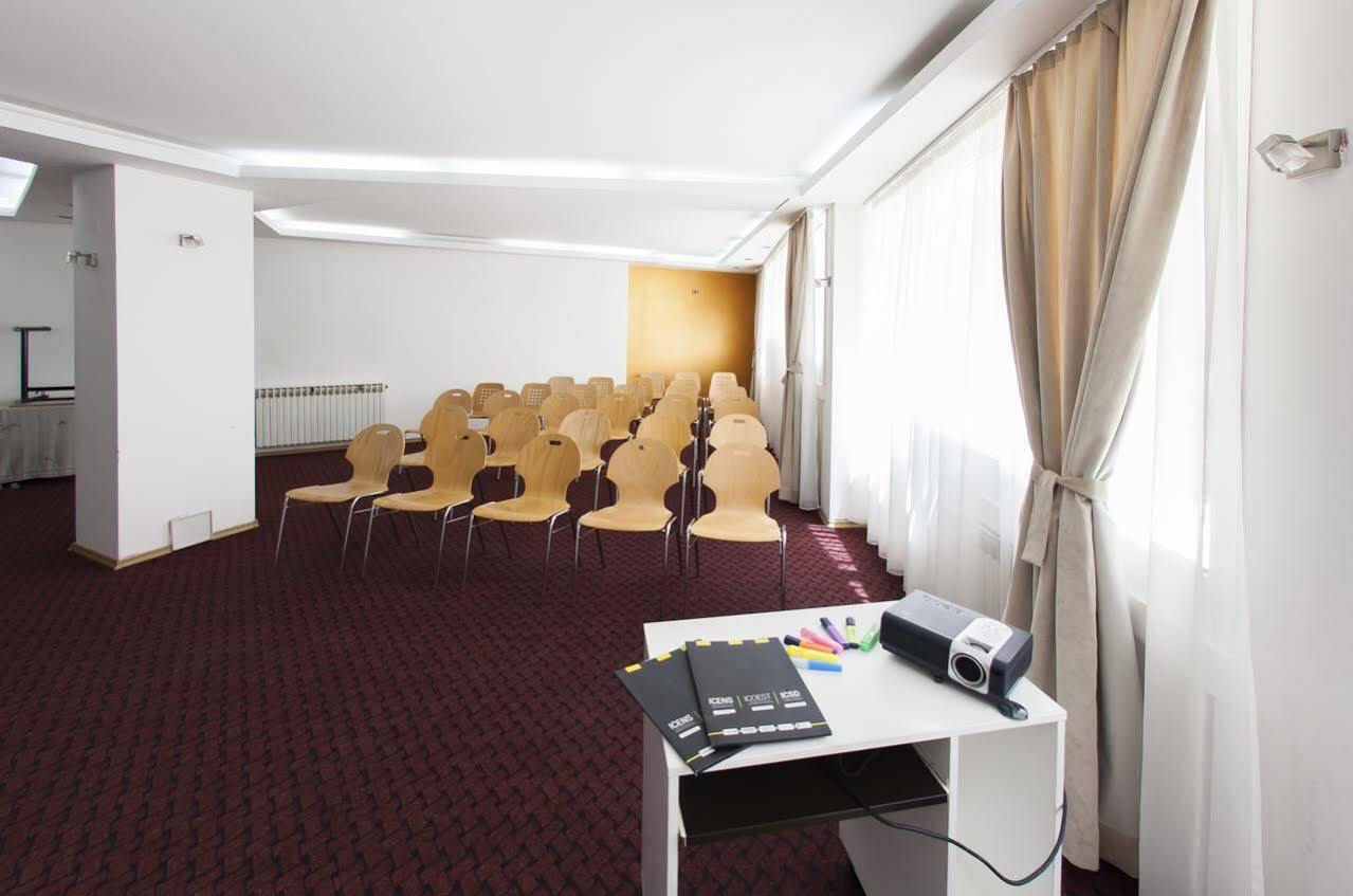 Hostel Hayat Сараево Экстерьер фото